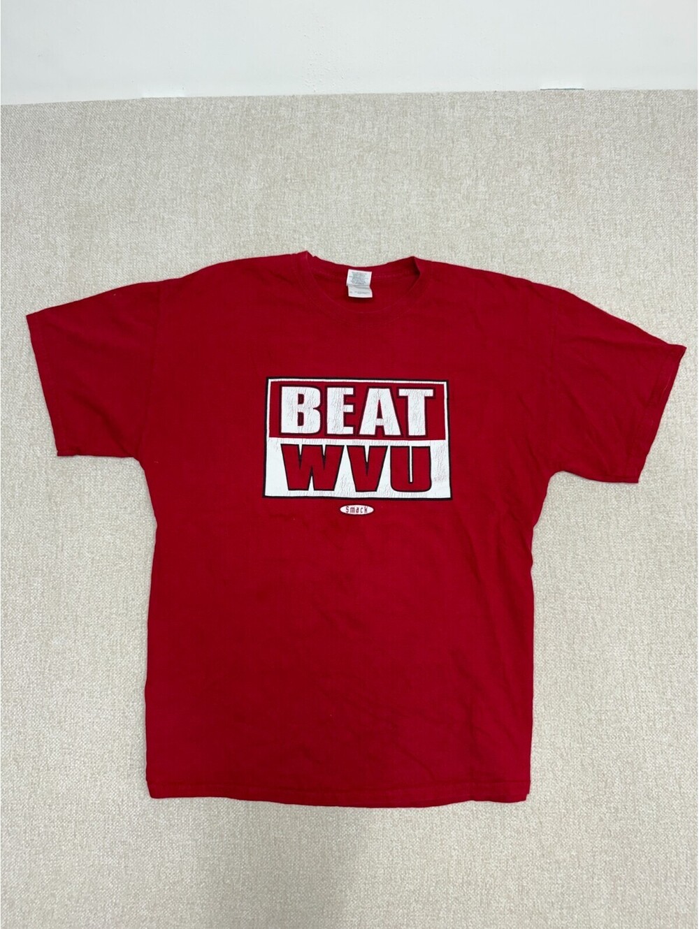 Smack Apparel Mens XL Red Beat WVU West Virginia Couch Burnin Hillbillies T Shir